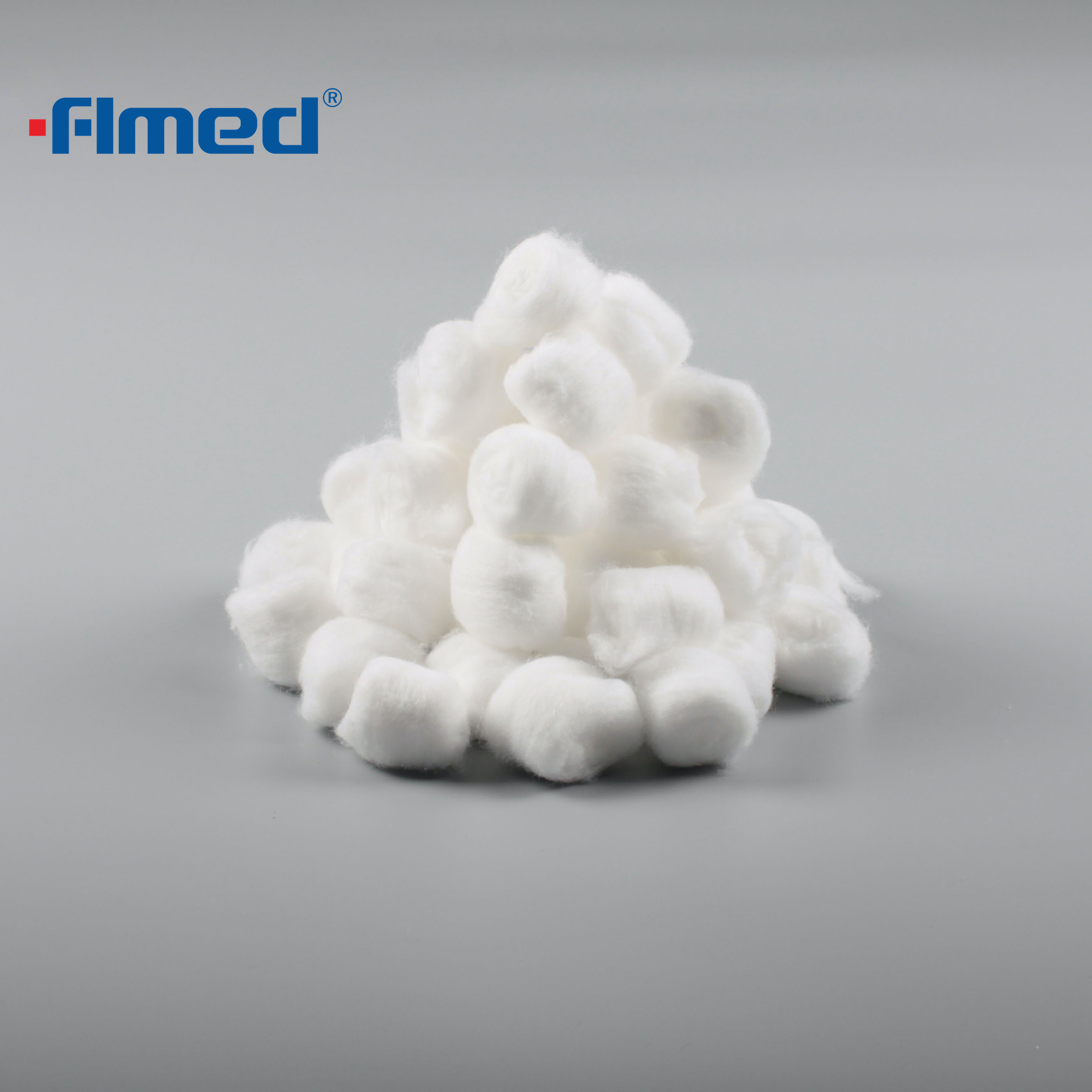 Low Price Medical Surgical Various Size Cotton Ball - China Cotton Roll,  Cotton Pad